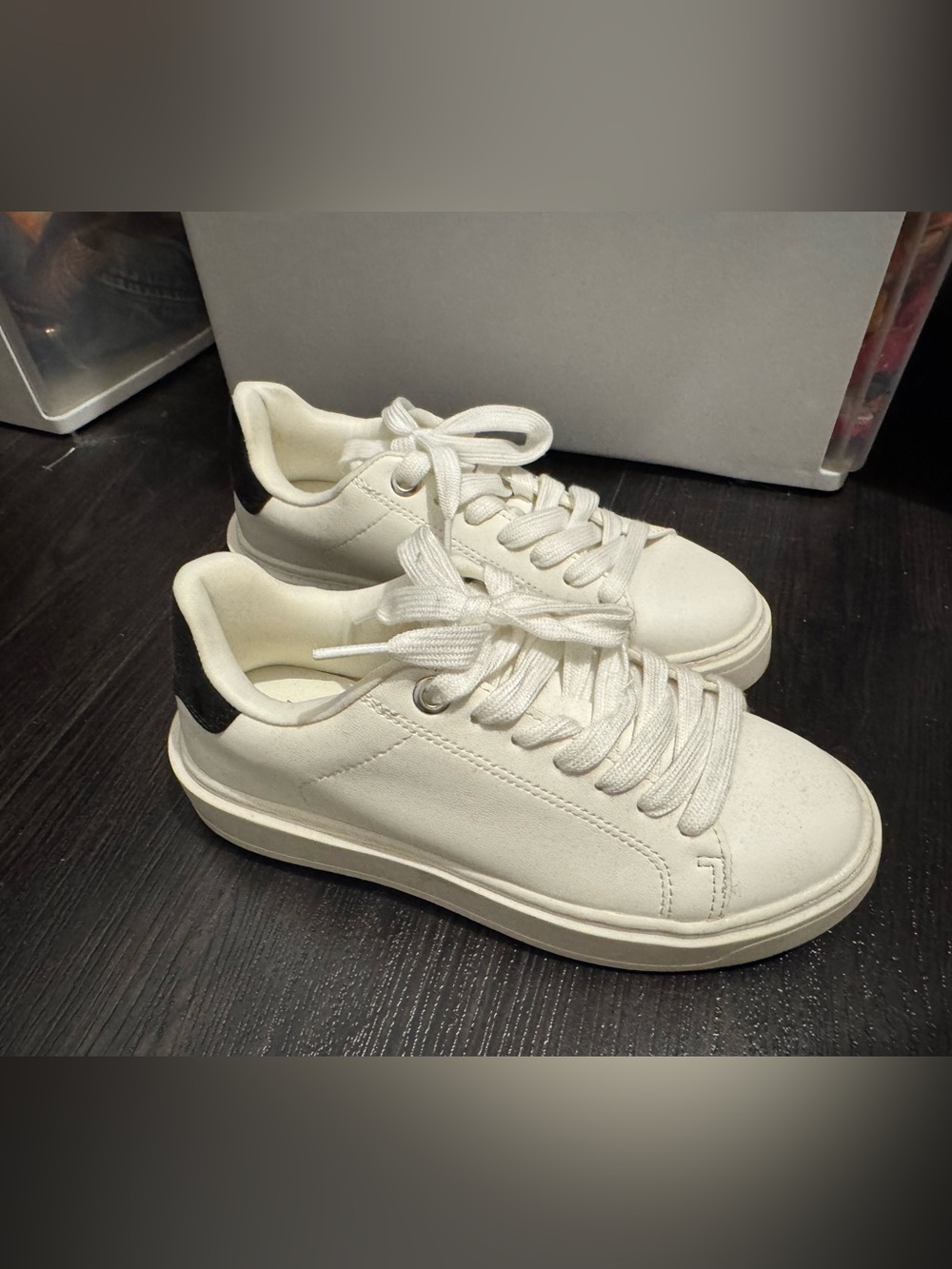 White Low-Top Sneakers with Black Heel Accent